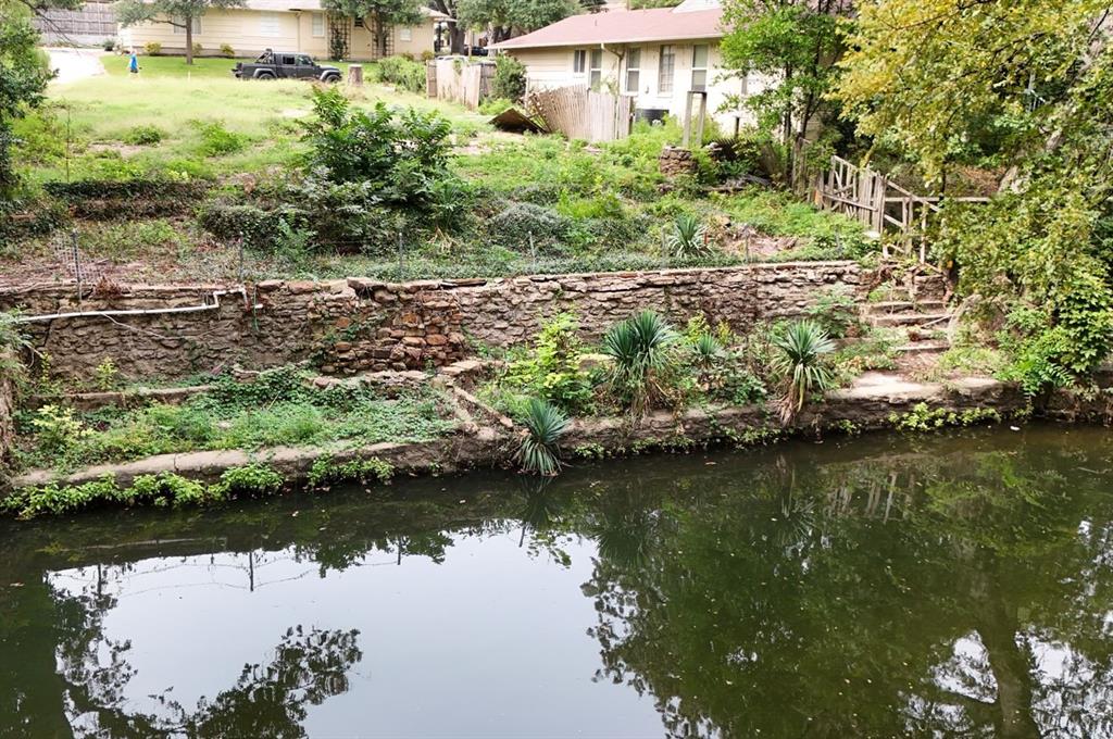 6751 Lakefair Circle