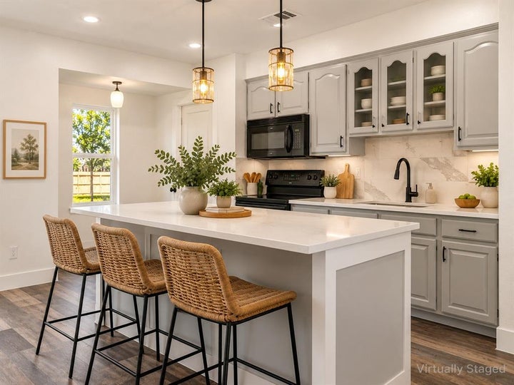 Photo 1 of 28 — 2613 Syracuse Drive, Irving, TX 75062