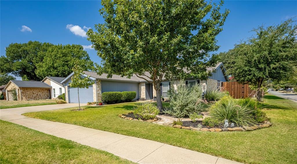 1911 Crooked Creek Lane