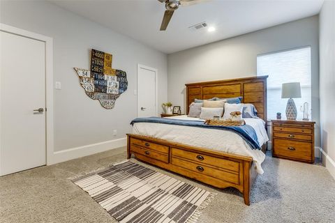 Tiny photo for 5328 Manett Street, Dallas, TX 75206 (MLS # 21067463)