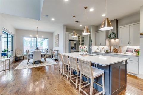 Tiny photo for 5328 Manett Street, Dallas, TX 75206 (MLS # 21067463)