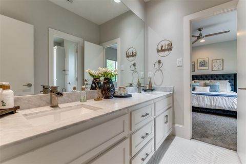 Tiny photo for 5328 Manett Street, Dallas, TX 75206 (MLS # 21067463)