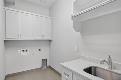 Tiny photo for 5328 Manett Street, Dallas, TX 75206 (MLS # 21067463)