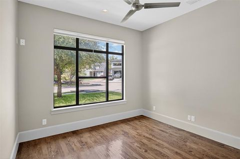 Tiny photo for 5328 Manett Street, Dallas, TX 75206 (MLS # 21067463)