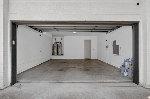 Tiny photo for 5328 Manett Street, Dallas, TX 75206 (MLS # 21067463)