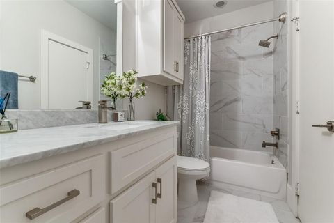 Tiny photo for 5328 Manett Street, Dallas, TX 75206 (MLS # 21067463)