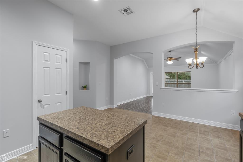 Redwood Pl Legacy Un #3 - Residential