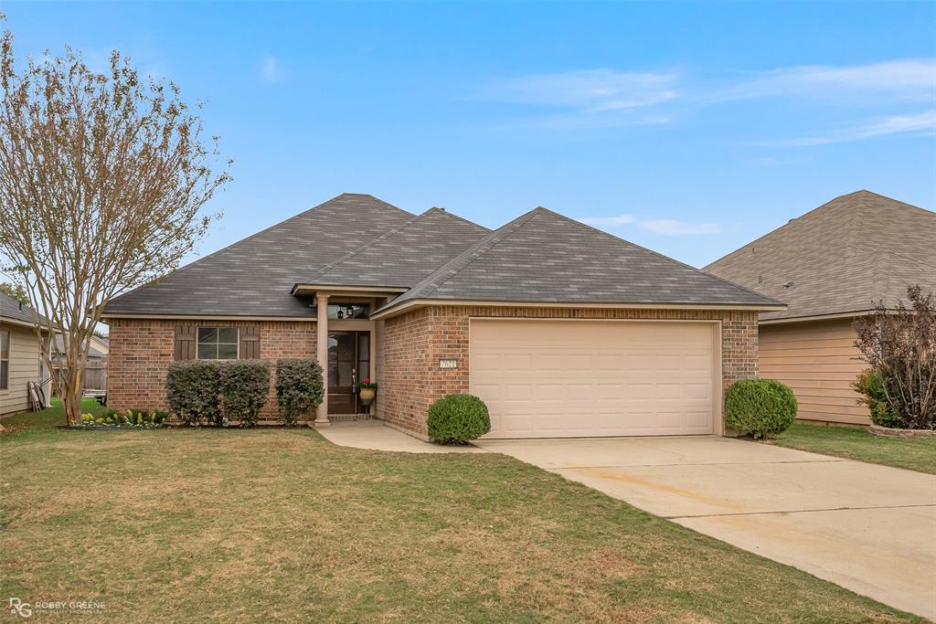 Redwood Pl Legacy Un #3 - Residential