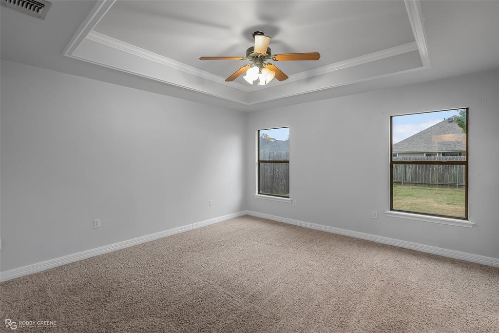 Redwood Pl Legacy Un #3 - Residential