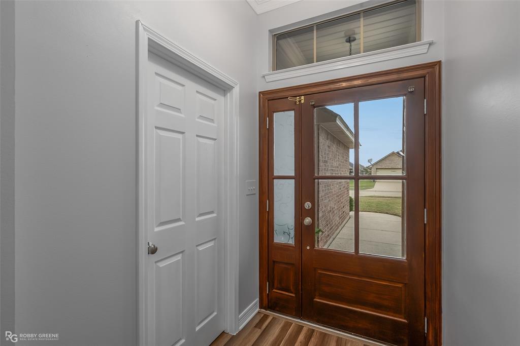 Redwood Pl Legacy Un #3 - Residential