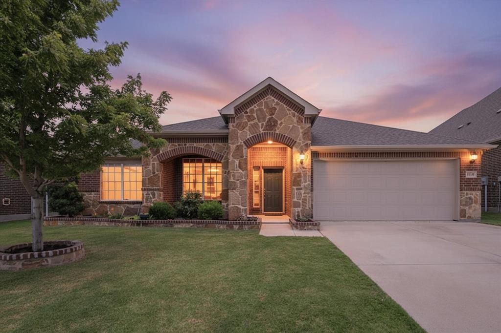 Photo of 7304 Lowline Drive, Fort Worth, TX 76131 (MLS # 21320627)