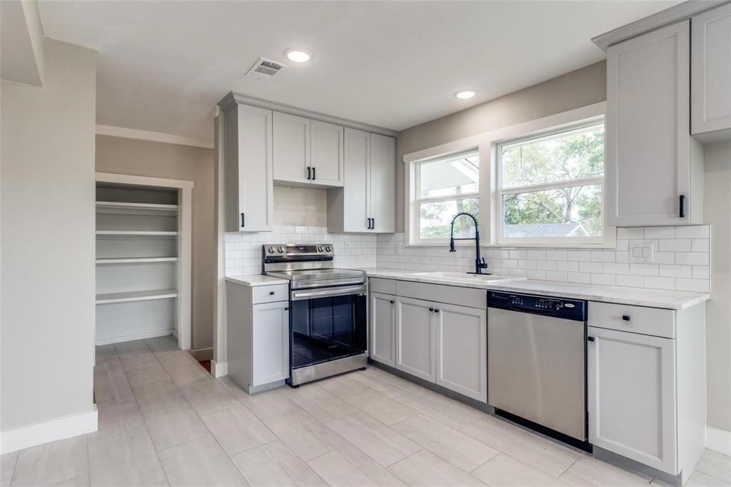 JAMES LOVEN - Residential Lease