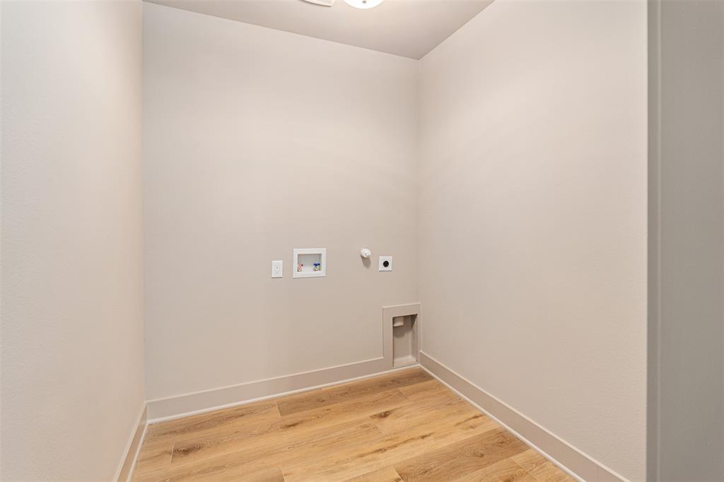 Pinnacle Club - Residential