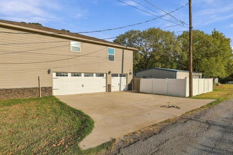 Tiny photo for 54 Doty Lane, Denison, TX 75021 (MLS # 21396060)