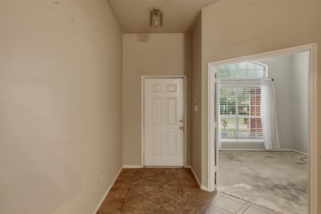 1714 Crestmeadow Lane