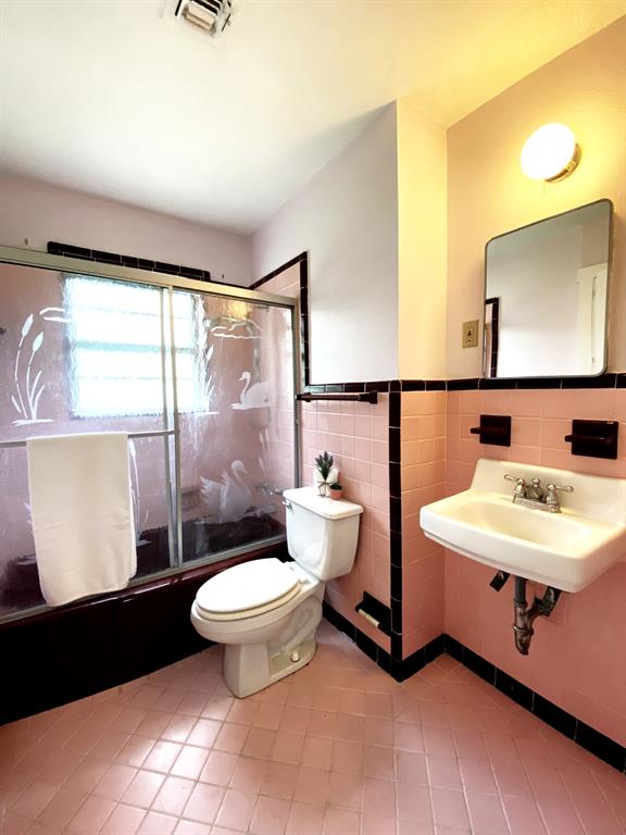 Underhill Place - Residential