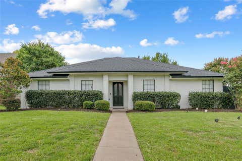 Photo of 2600 Summertree Drive, Carrollton, TX 75006 (MLS # 21336873)