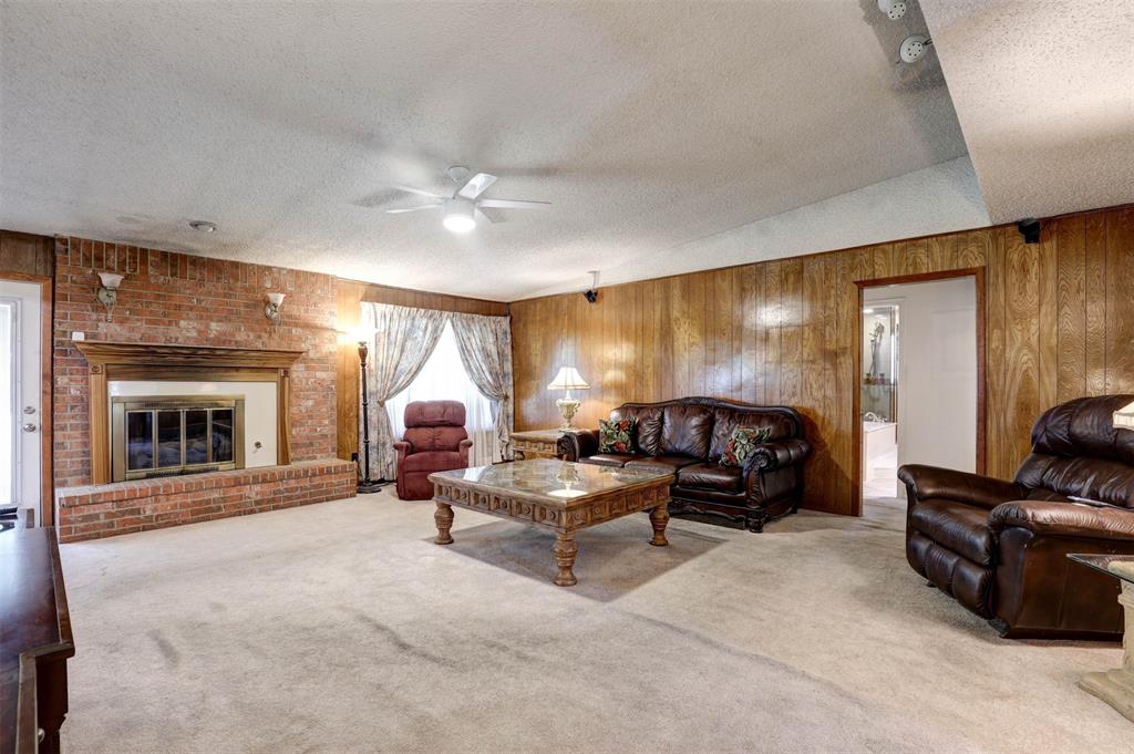 1412 Daryll Lane