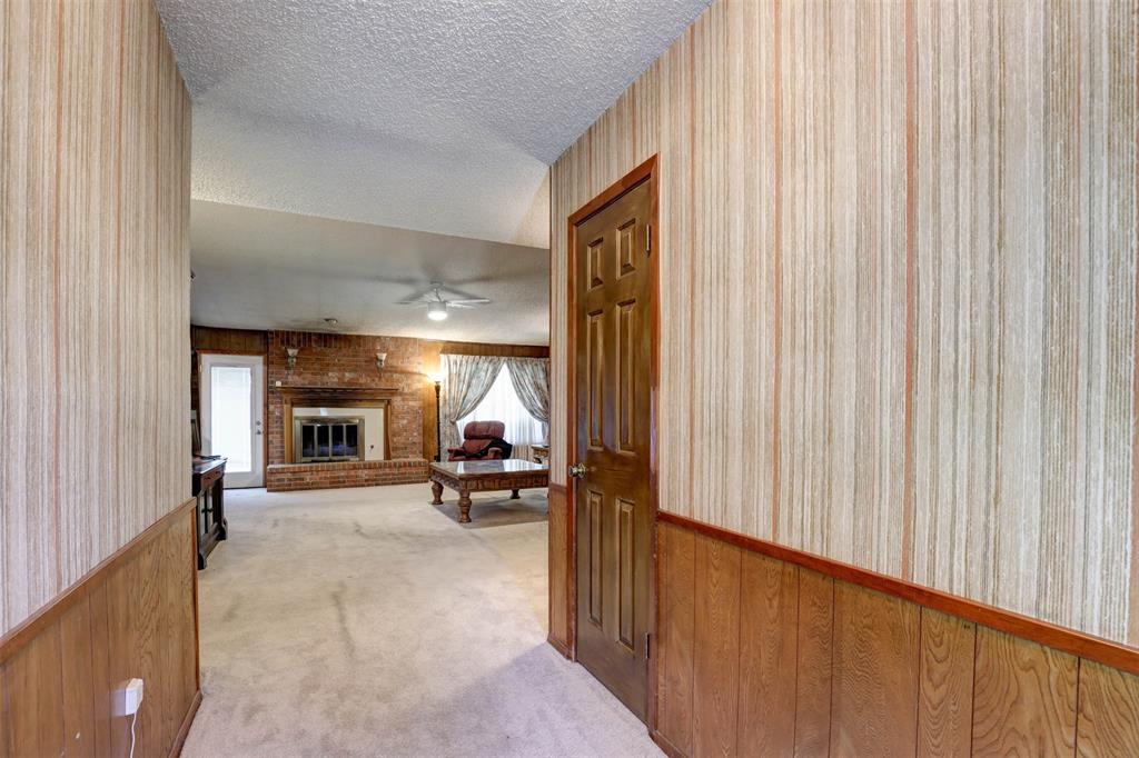 1412 Daryll Lane