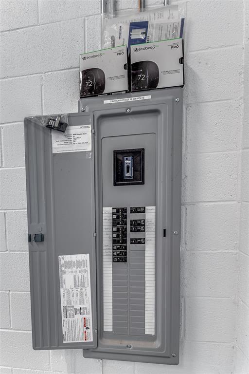 Hampton & Indust - Commercial Sale