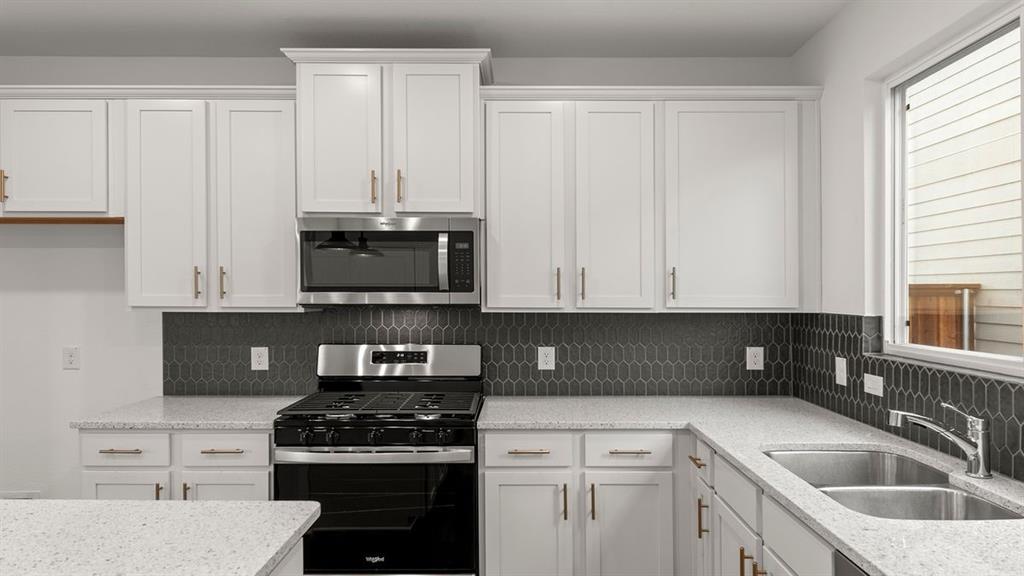 3230 Summerland Drive