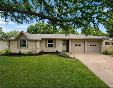 1221 Greenway Drive
