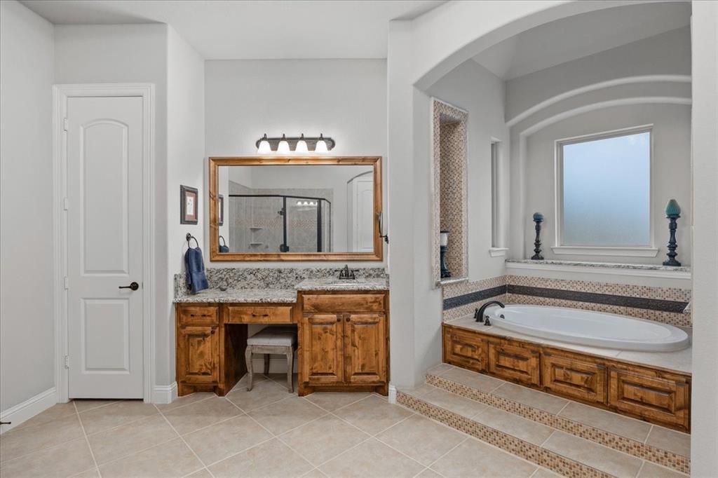 Bella Flora - Residential