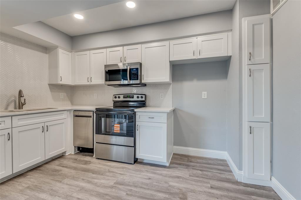 5033 Cedar Springs Road 103