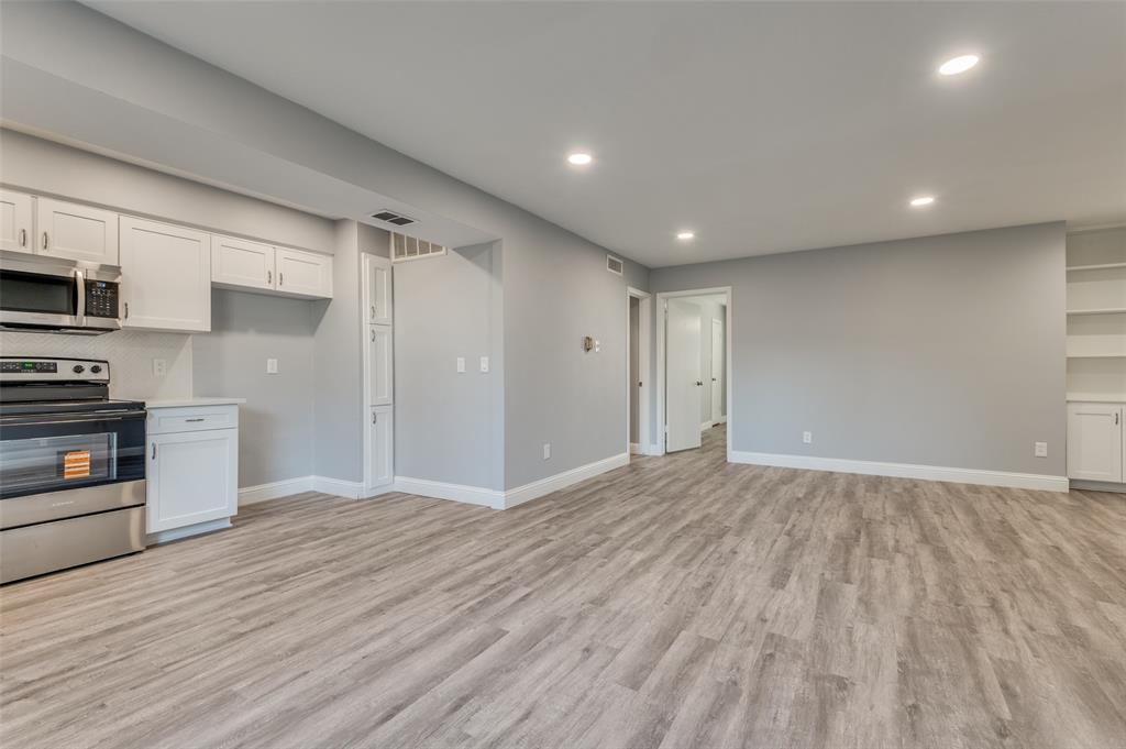 5033 Cedar Springs Road 103