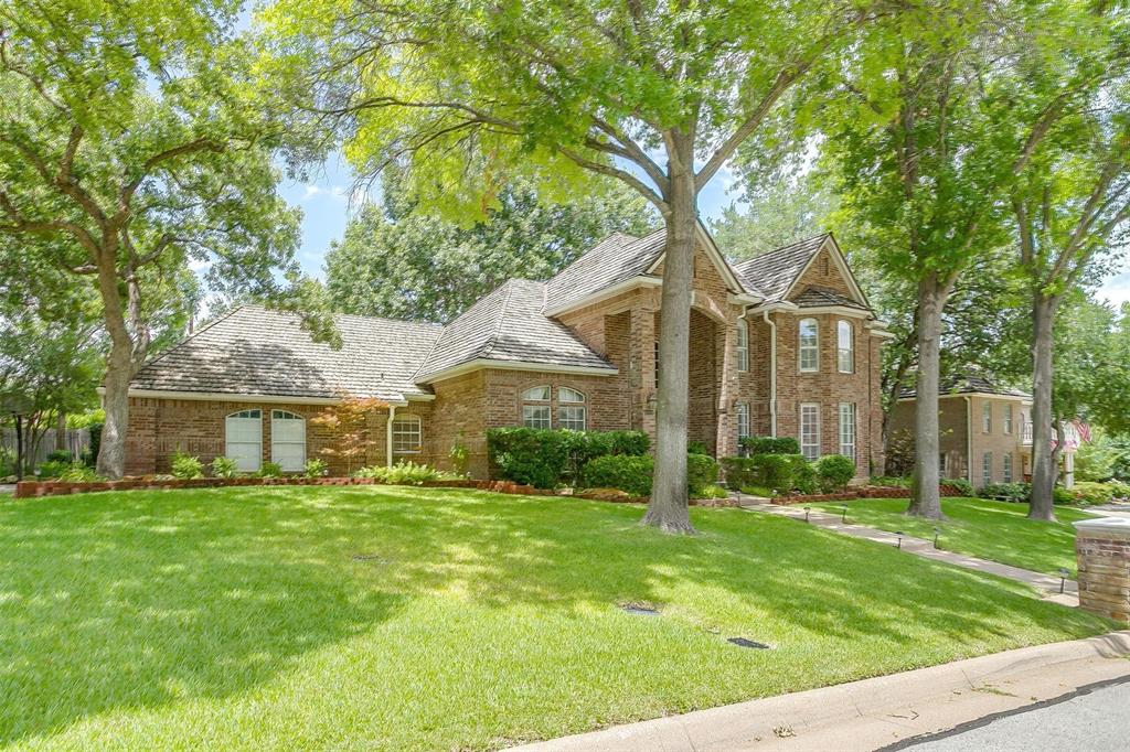 5004 Bridgewater Drive