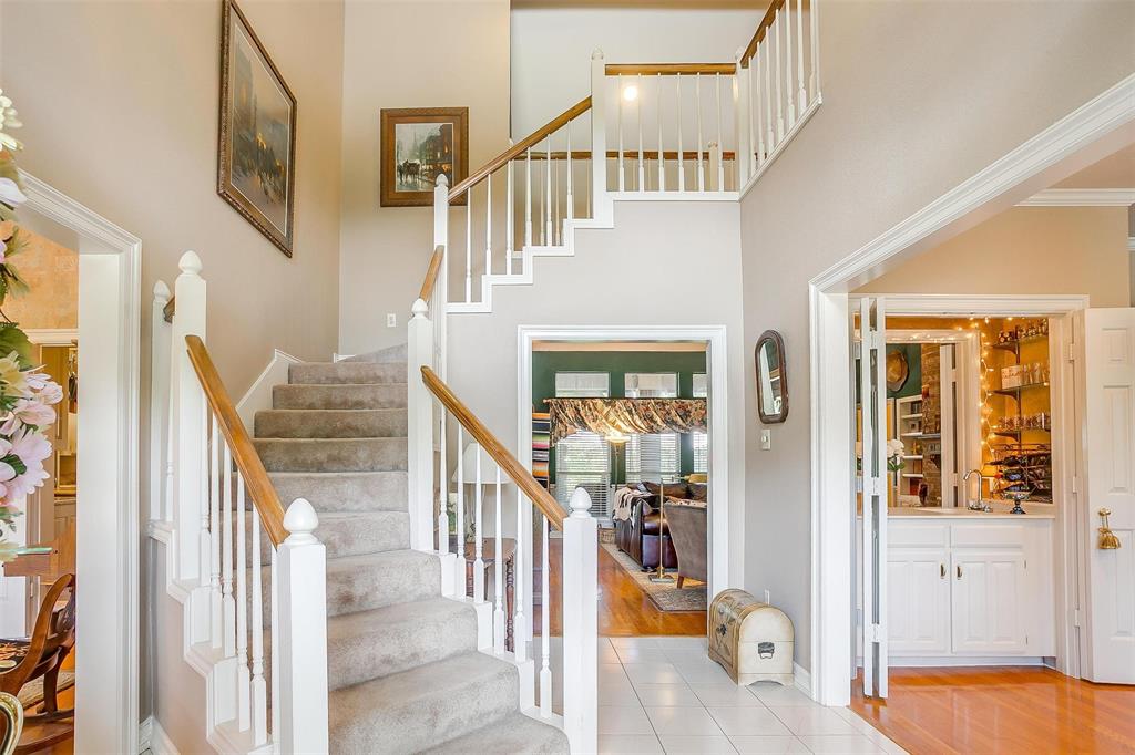 5004 Bridgewater Drive