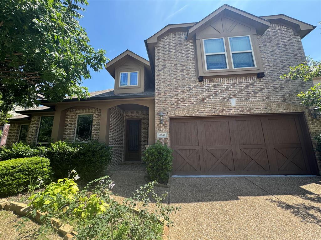 Photo of 2324 Kemerton Drive, Plano, TX 75025 (MLS # 21392422)