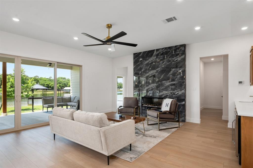 2927 County Road 1708
