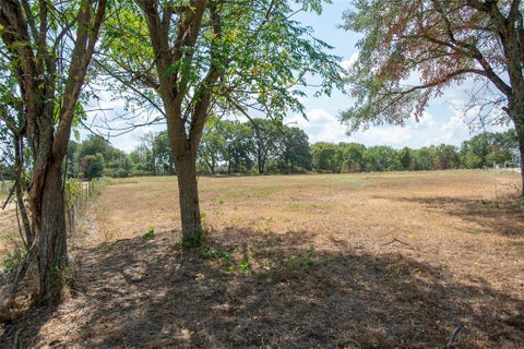 Tiny photo for 8145 County Road 3250, Chatfield, TX 75105 (MLS # 21396679)