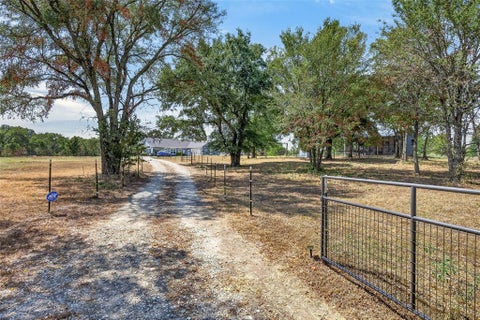 Tiny photo for 8145 County Road 3250, Chatfield, TX 75105 (MLS # 21396679)