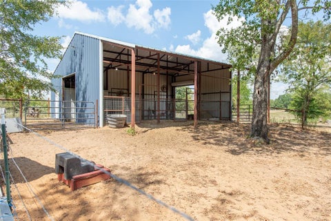 Tiny photo for 8145 County Road 3250, Chatfield, TX 75105 (MLS # 21396679)