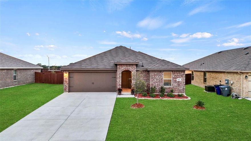 Introducing a stunning property, just two years young and in excellent condition! This beautiful home features:

Enjoy three spacious bedrooms and two bathrooms with a split floor plan.  This beauty has a grand kitchen complete with a cozy coffee bar and separate dining area.  Abundant of natural light from large windows.  Oversized fenced backyard with a manicured lawn, perfect for outdoor activities. A built-in sprinkler system to keep your garden lush. A wired camera system for added security and peace of mind. 

With its neutral color palette, less than two years old this home is priced just right and ready for you to move in before the holidays. Don’t wait—this gem won’t be on the market for long!