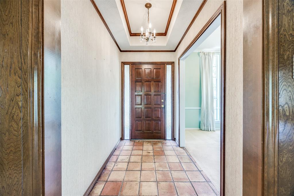 1002 Windsong Trail