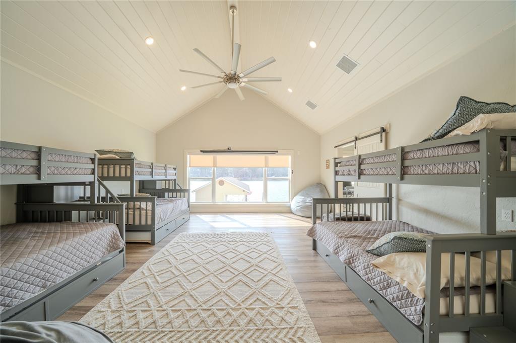 Tall Tree - Residential