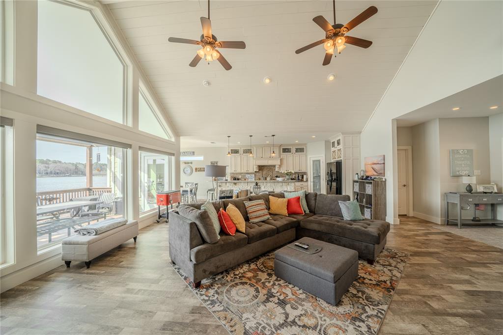 Tall Tree - Residential