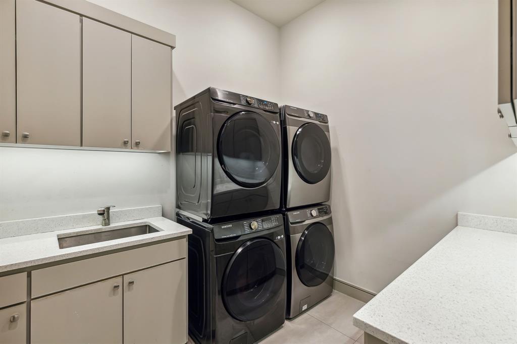 Hockaday Square 03 - Residential