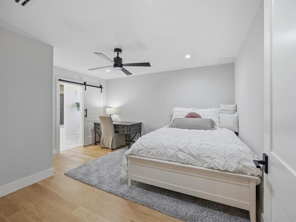 20 acs out of T&P RR - Farm