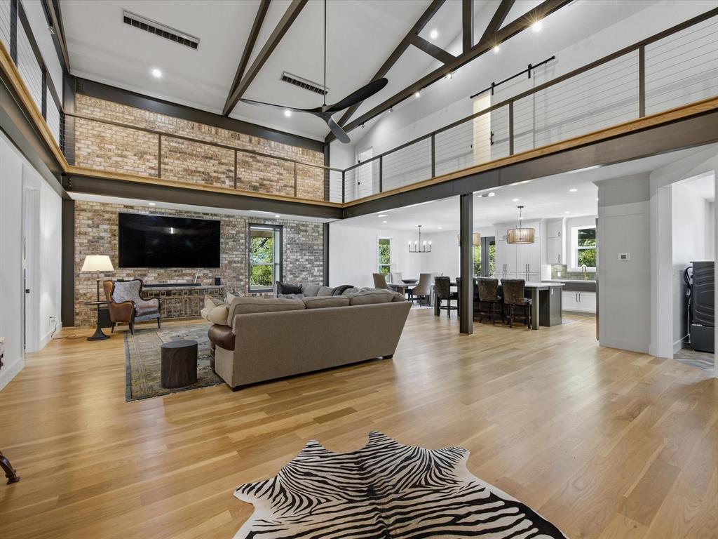 20 acs out of T&P RR - Farm