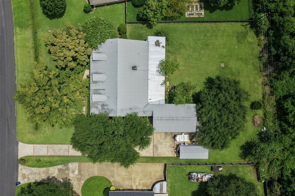 340 Hunters Hollow Drive