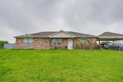 Photo of 9124 Alabama Street, Joshua, TX 76058 (MLS # 21258839)