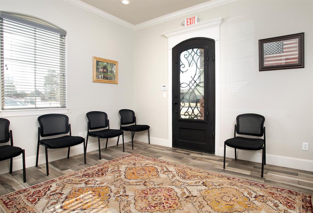 U-4 - Commercial Lease