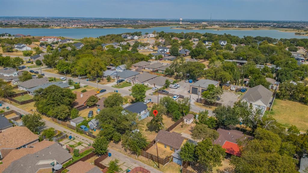 4534 W Lake Highlands Drive