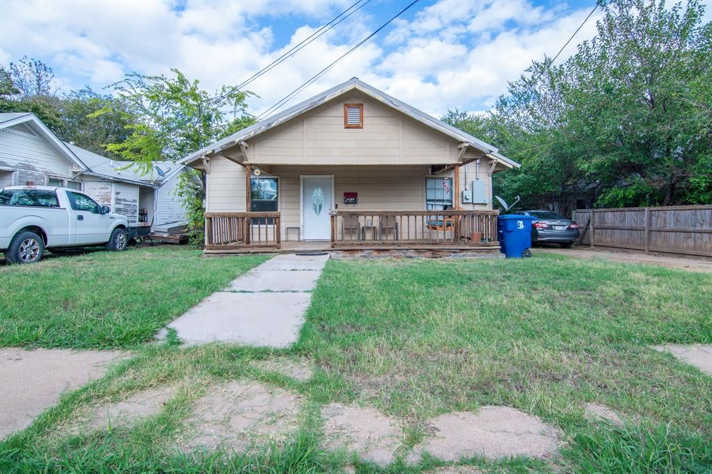 1808 8 1/2 Street