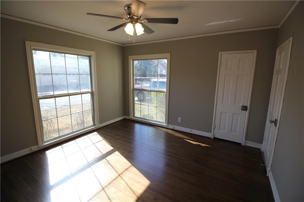 STONEWALL PARK - Residential Lease