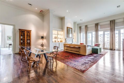 3535 Gillespie Street 604 Dallas TX 75219